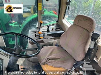 Trator Agrícola John Deere 6125J