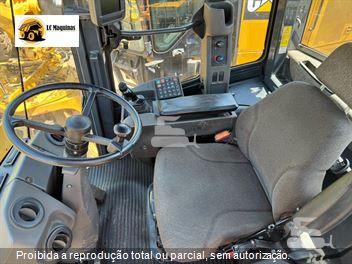 Pá Carregadeira John Deere 524K-II