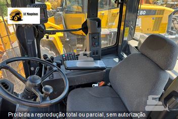 Pá Carregadeira John Deere 624K-II