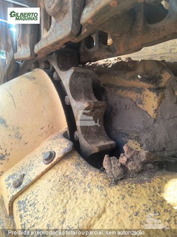 Trator de Esteira Caterpillar D6D