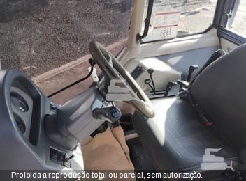 Trator Agrícola Valtra BM100