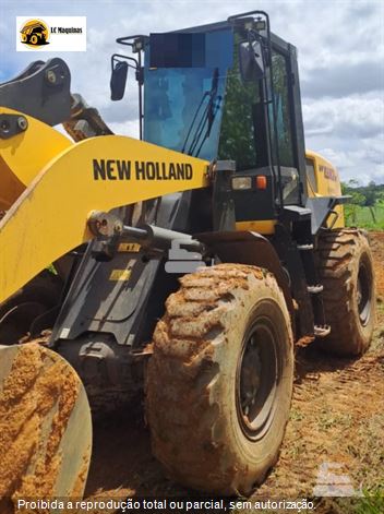 Pá Carregadeira New Holland W130 B