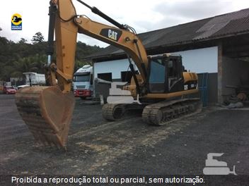 Escavadeira Caterpillar 323D