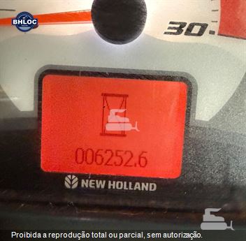 Retro Escavadeira New Holland B95B