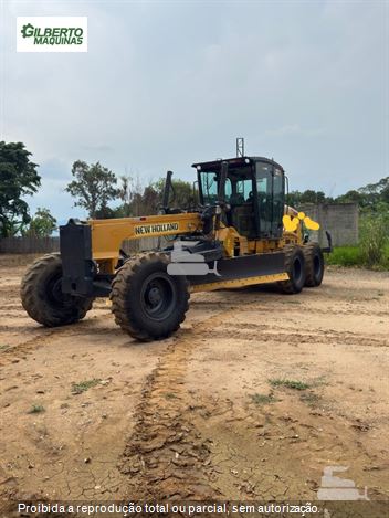Motoniveladora New Holland RG170B