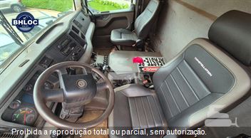 Caminhão Volkswagen 31-330 E Constellation 6x4 2p (Diesel)(E5)