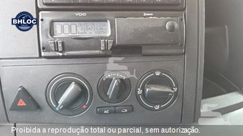 Caminhão Volkswagen 31-330 E Constellation 6x4 2p (Diesel)(E5)