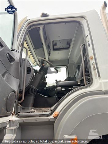 Caminhão Mercedes-Benz Axor 4144 K 8x4 2p (diesel