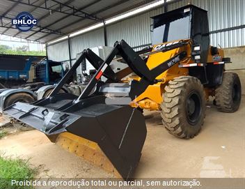 Pá Carregadeira Case W20E