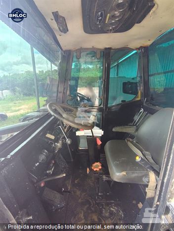 Pá Carregadeira Case W20E