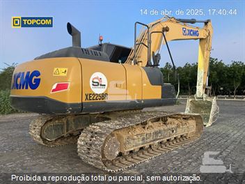 Escavadeira XCMG XE225BR