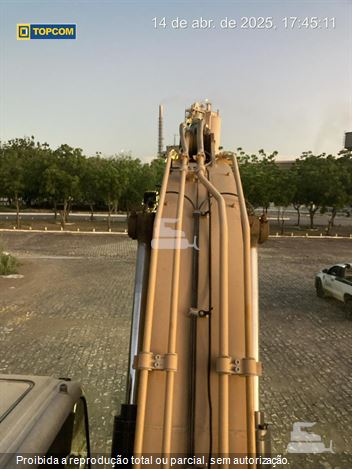 Escavadeira XCMG XE225BR