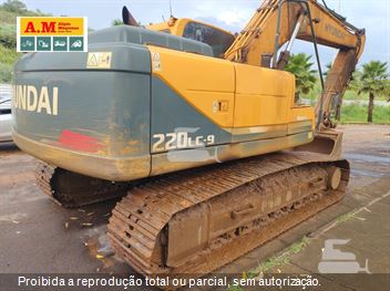 Escavadeira Hyundai R220LC-9S