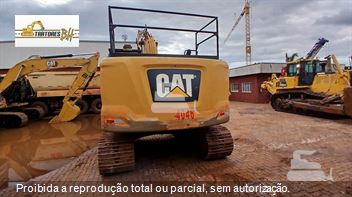 Escavadeira Caterpillar 320
