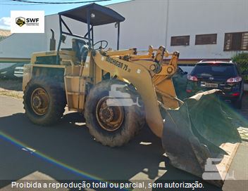 Pá Carregadeira Michigan 75III