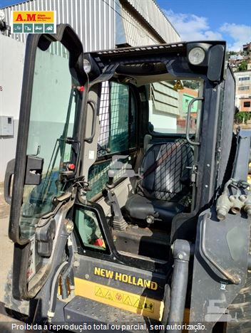 Mini-Carregadeira New Holland L318