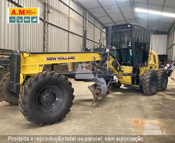 Motoniveladora New Holland RG140B