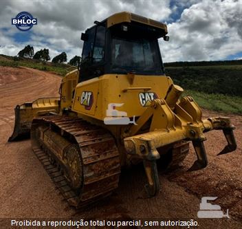 Trator de Esteira Caterpillar D4