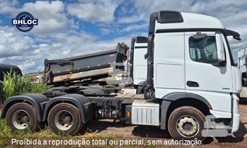 Caminhão Mercedes-Benz Actros 2651 S 6x4 2p (Diesel)(E5)
