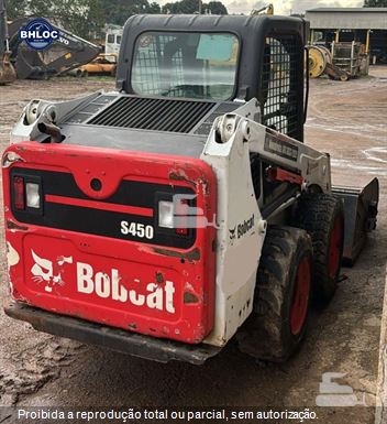Mini-Carregadeira Bobcat S450
