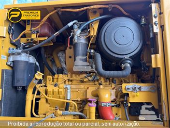 Motoniveladora Caterpillar 140K