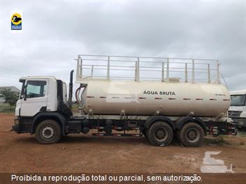 Caminhão Scania P-310 B 6x4 2p (diesel)