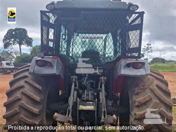Trator Agrícola Massey Ferguson MF6713