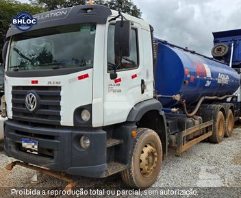 Caminhão Volkswagen 31-330 E Constellation 6x4 2p (Diesel)(E5)