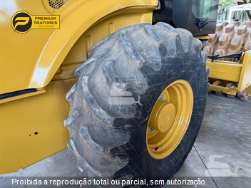 Rolo Compactador Caterpillar CP-54B