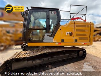 Escavadeira Caterpillar 320