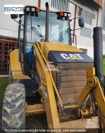 Retro Escavadeira Caterpillar 416F2