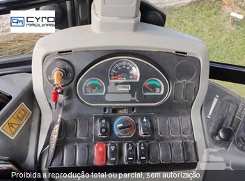 Retro Escavadeira Caterpillar 416F2