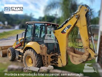 Retro Escavadeira Caterpillar 416F2