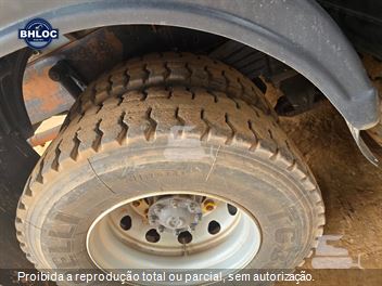 Caminhão Volkswagen 27-260 Constellation 6x4 2p (diesel)(E6)