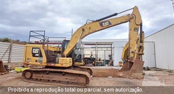 Escavadeira Caterpillar 320