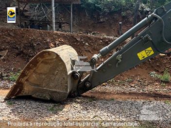 Escavadeira Volvo EC220DL