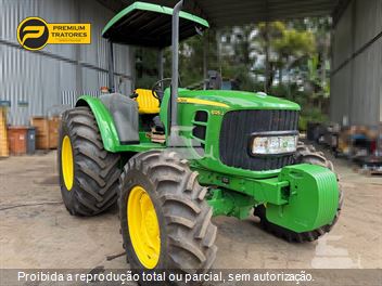 Trator Agrícola John Deere 6125J