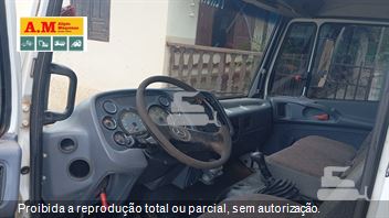 Caminhão Mercedes-Benz 1718 2p (diesel)