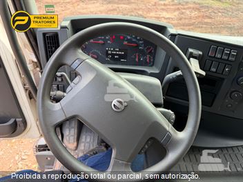 Caminhão Volvo VMX 360 Max 6x4 2p (diesel)