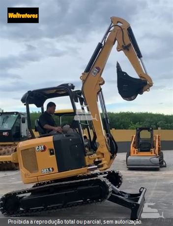 Mini-Escavadeira Caterpillar 303.5D