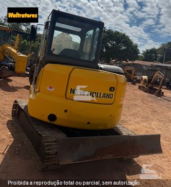 Mini-Escavadeira New Holland E55B