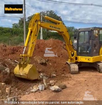 Mini-Escavadeira New Holland E55B