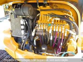 Mini-Escavadeira Caterpillar 305E CR