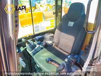 Mini-Escavadeira Caterpillar 305E CR