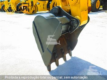 Mini-Escavadeira Caterpillar 305E CR
