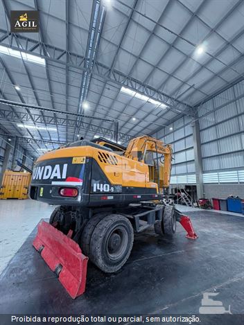 Escavadeira Hyundai R140W