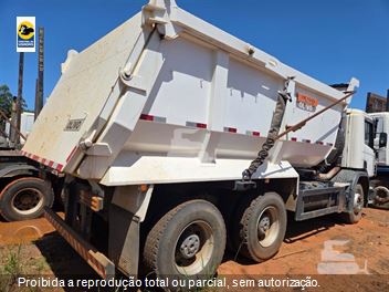Caminhão Scania P-360 B 6x4 2p (Diesel) (E5)