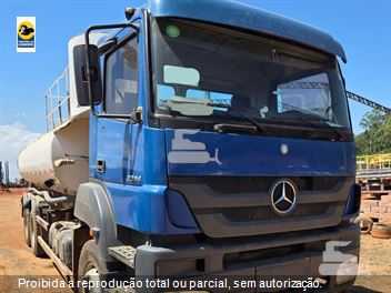 Caminhão Mercedes-Benz Axor 3344 S 6x4 2p (diesel)