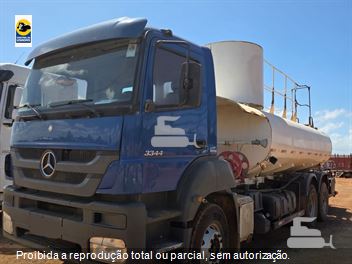 Caminhão Mercedes-Benz Axor 3344 S 6x4 2p (diesel)