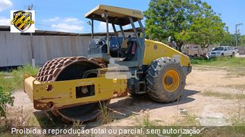 Rolo Compactador Bomag BW 212 D-40